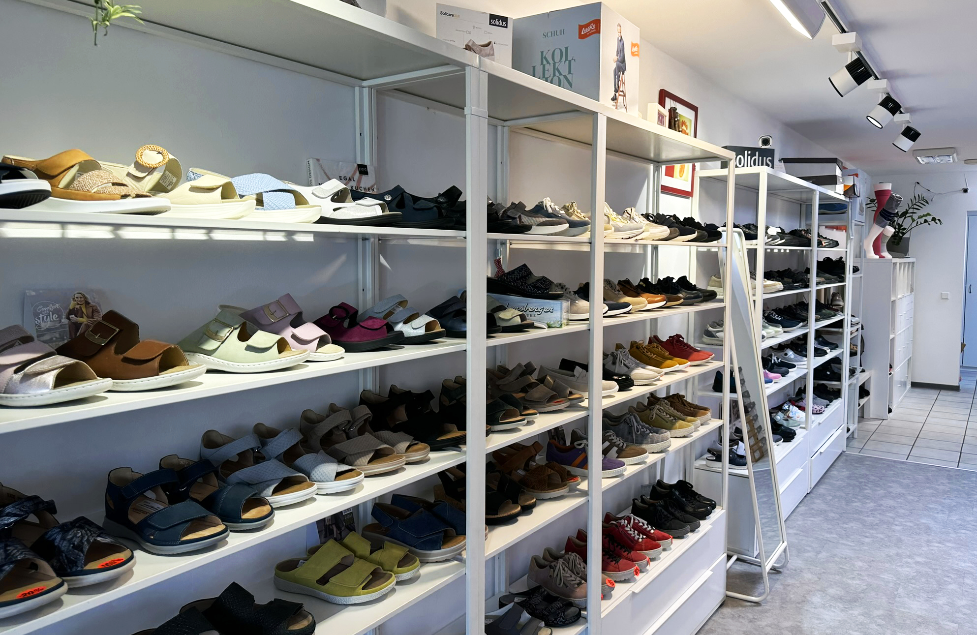 Schuhregal 